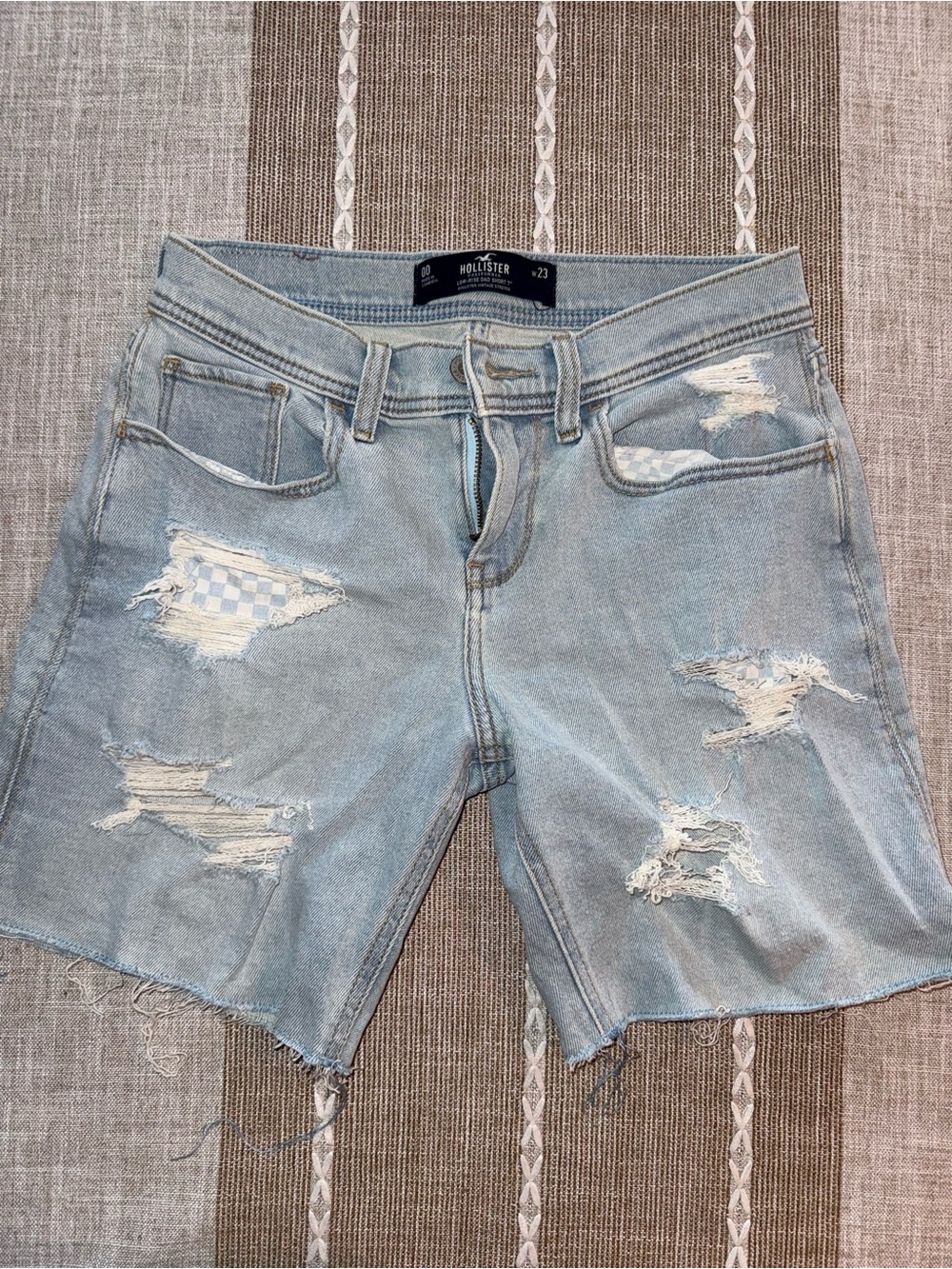 Hollister Light Wash Distressed Denim Men's Jean Shorts